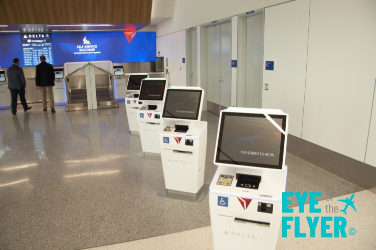 DeltaLAXWestHeadhouseKiosksBagDropsNorth Eye of the Flyer