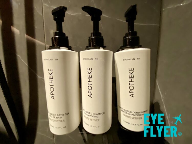 REVIEW: Chase Sapphire Lounge in Boston