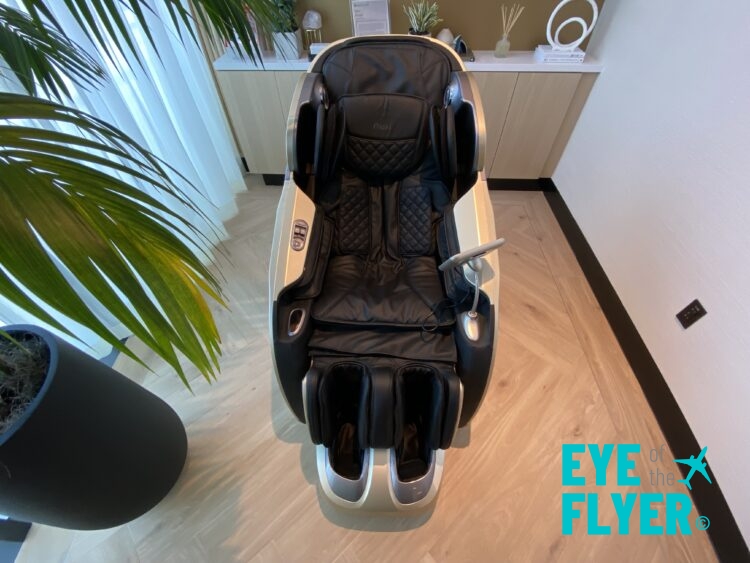 REVIEW: Chase Sapphire Lounge in Boston