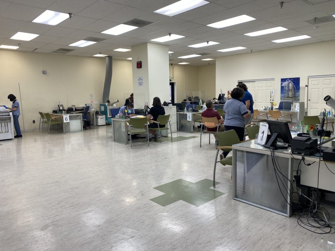 insidevannuyspassportcenter Eye of the Flyer