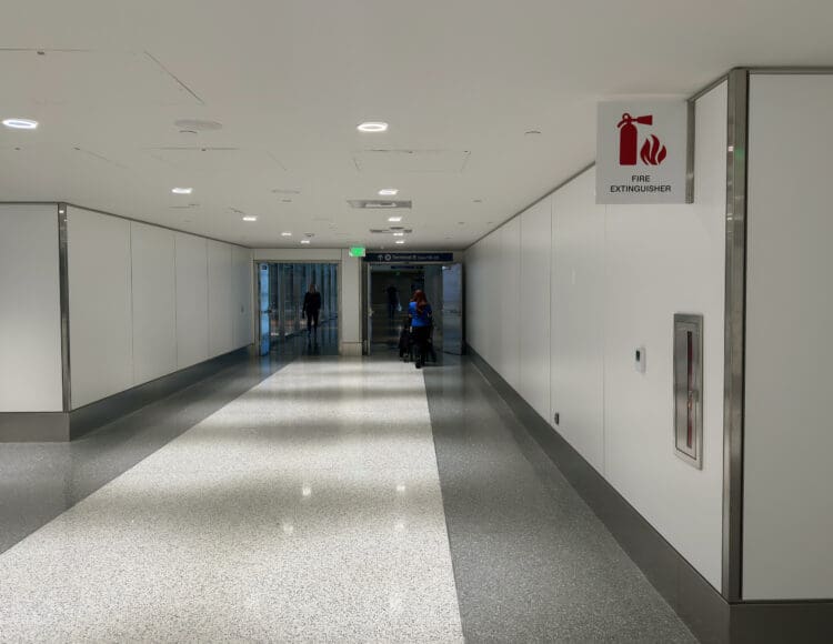 T3 to TBIT connector at LAX