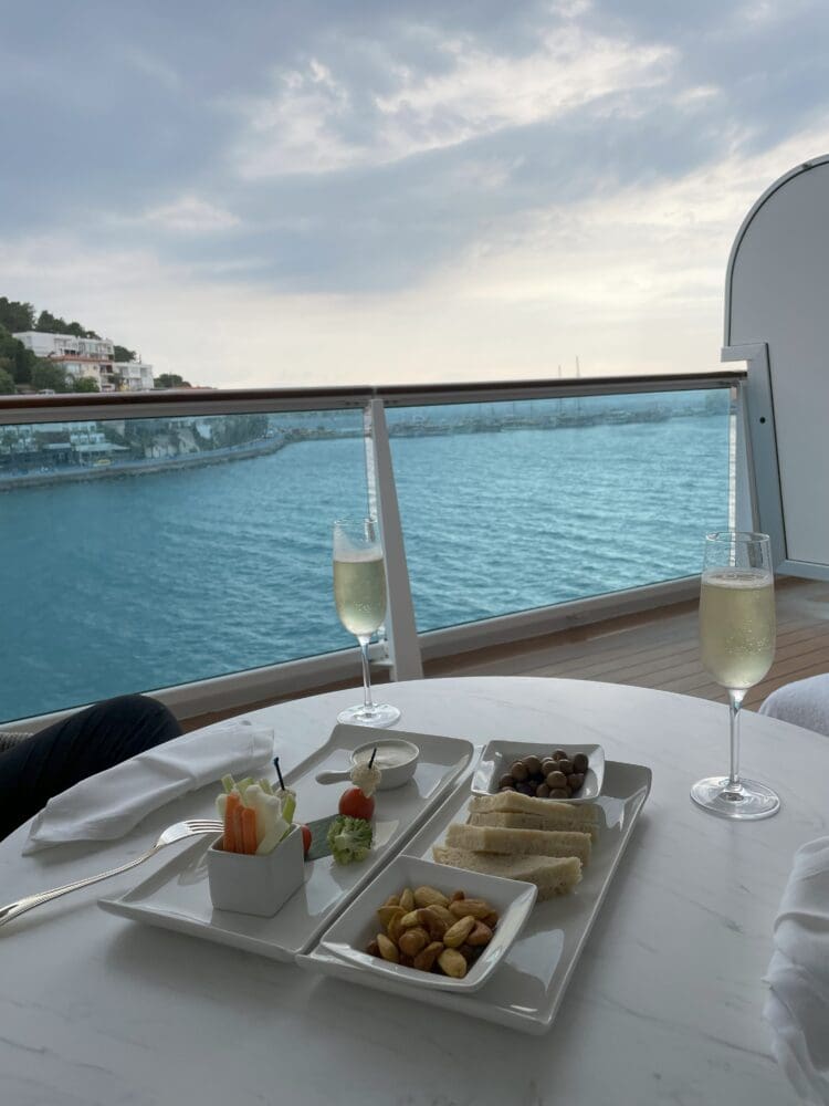 Oceania Cruises Vista Cabin and Suite Overview Including Penthouse Review