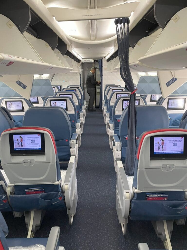 a row of seats in an airplane