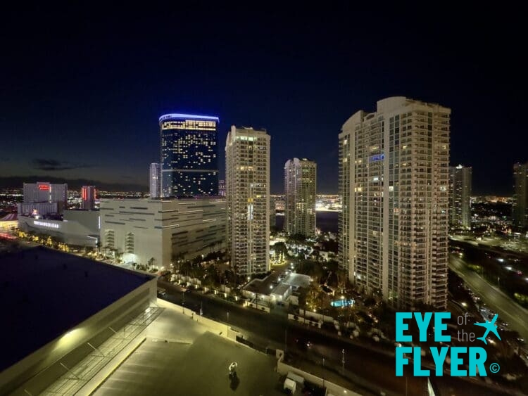 a city skyline at night