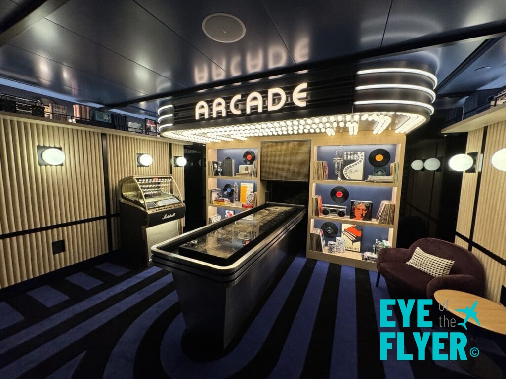 The arcade room Chase Sapphire Lounge by The Club at New York-LaGuardia Airport (LGA)