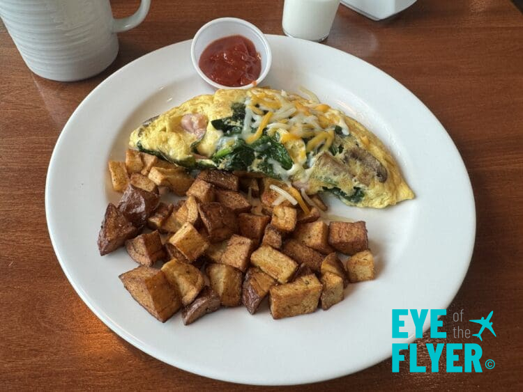 BreakfastApronRestaurantAtlantaAirportHotelKimptonOverlandIHG