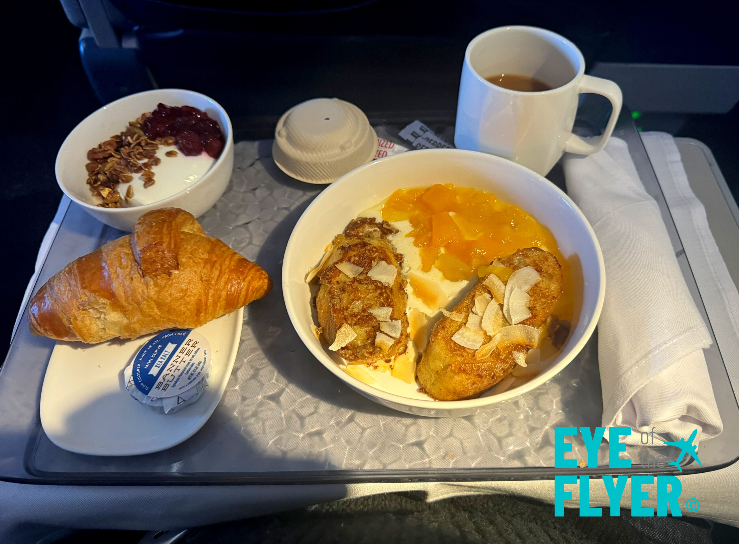 Pardon My French: A Review of Delta’s French Toast Breakfast - Eye of the Flyer