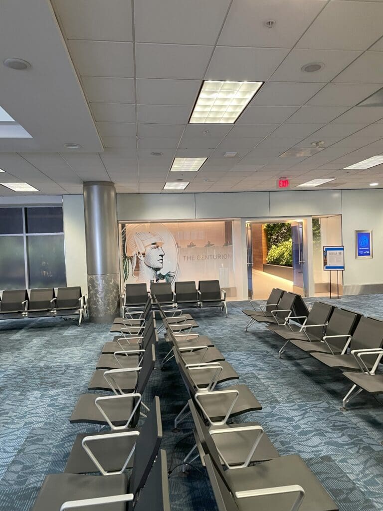 a row of chairs in a room