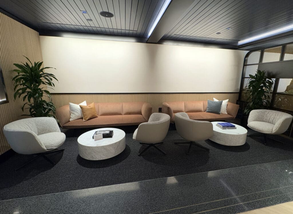 Chase Sapphire Lounge by The Club at the San Diego International Airport (SAN)