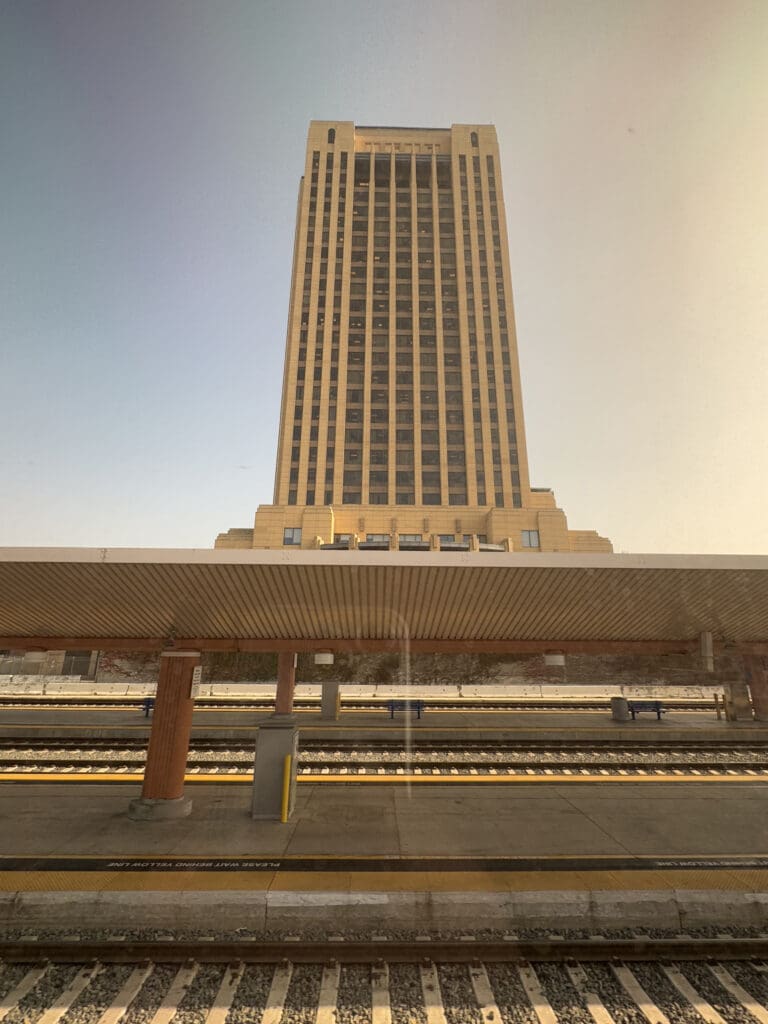 The Los Angeles Metro Headquarters Building (©Chris Carley / Eye of the Flyer)